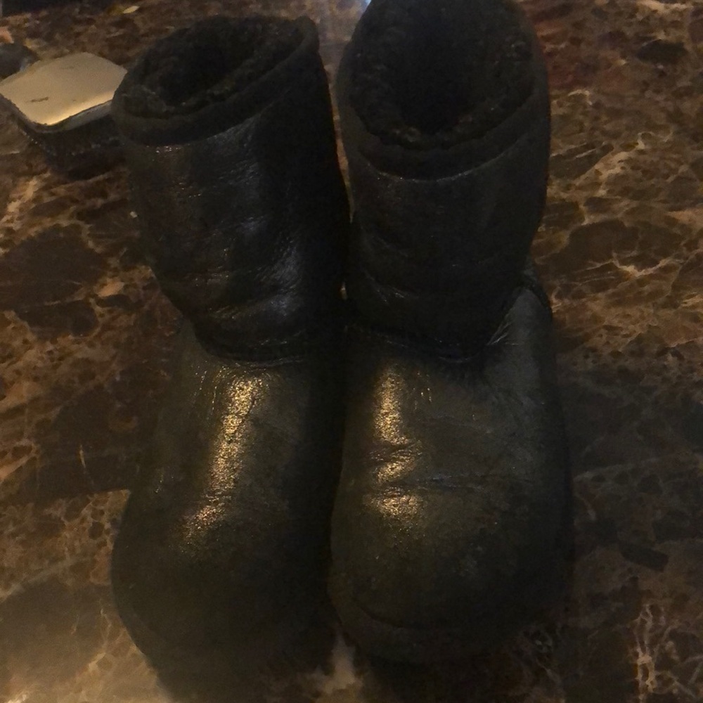 Girl boots